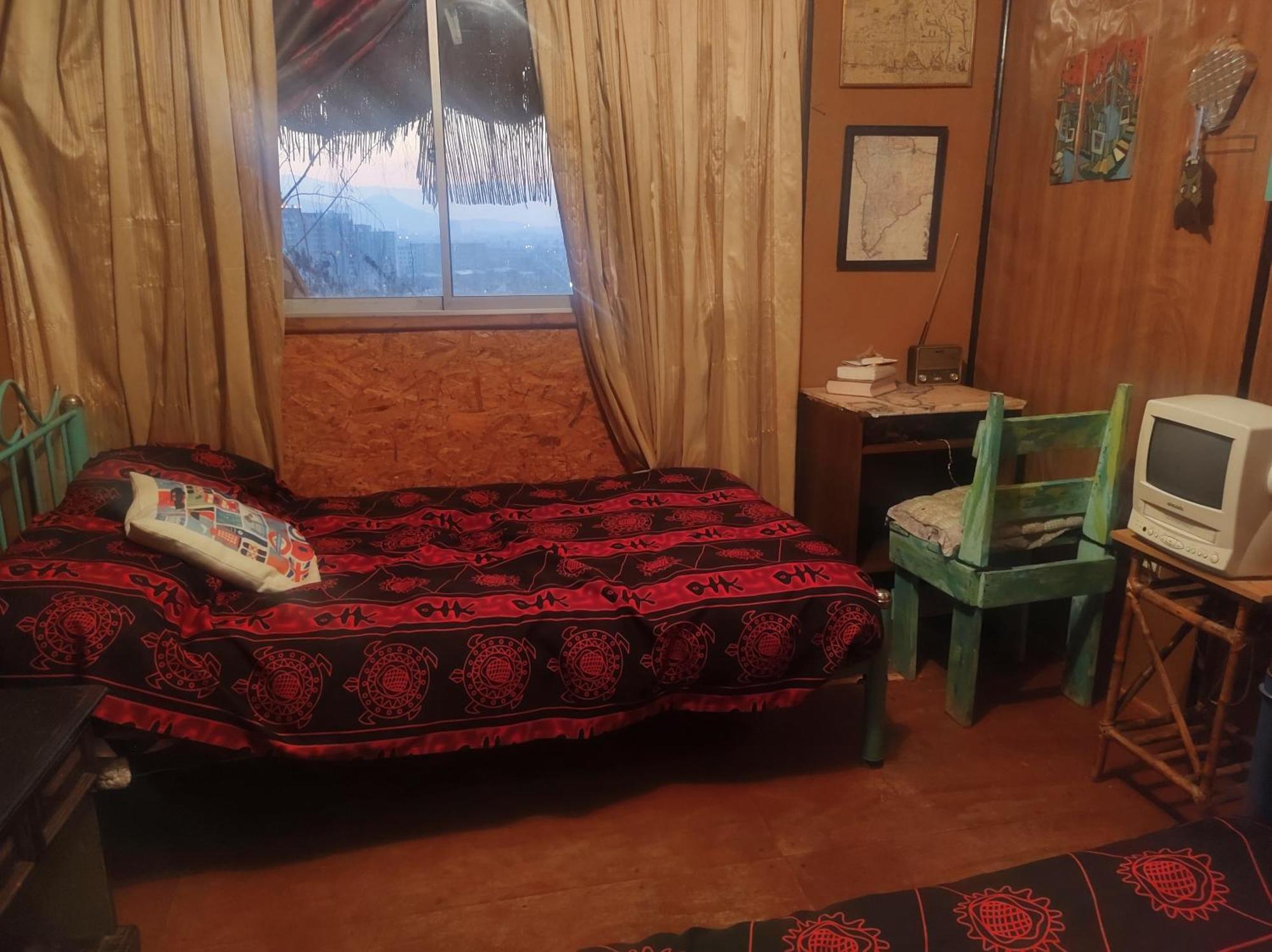 Nuevovalpo Hillside Homestay 圣地亚哥 外观 照片